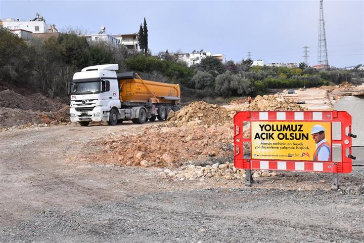 27666520240216092003 (Small)