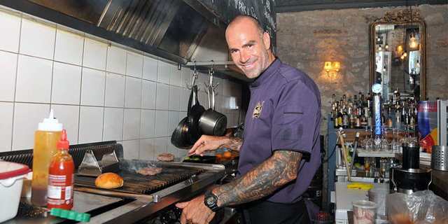 968636 Ea60892C3De4Da8Be058B030F1Cd1Cbf 640X640