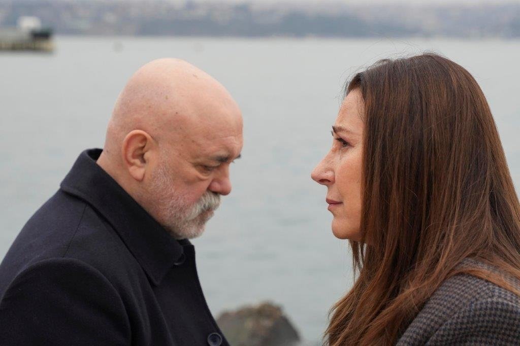 A T V Yayin Akisi Bu Aksam Aldatmak Dizisi Yok Mu Resim