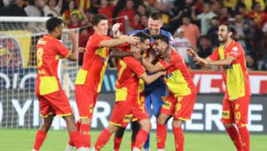 Adana Goztepe Mac (Small)