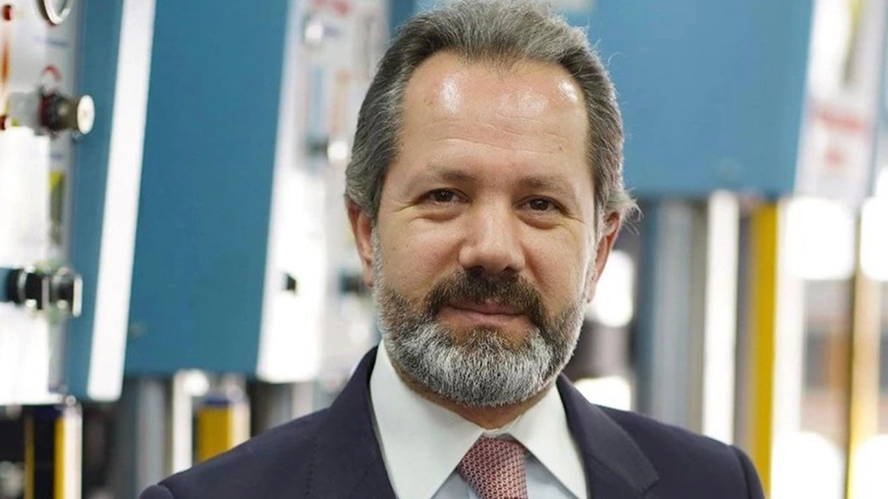 Altin Uzmani Islam Memis Uyarmisti Artik Altini 2000 Tl Uzerinde Gorebilir