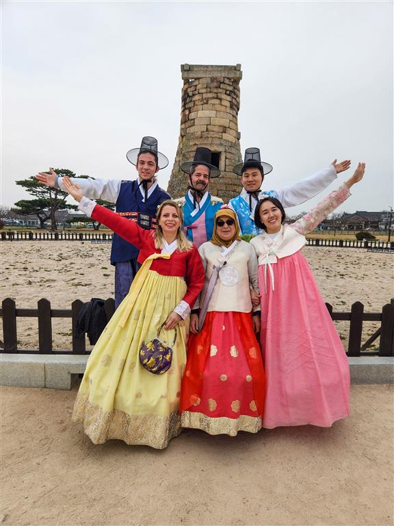 Balayinda Baslayan Guney Kore Turk Dostlugu Kitap Oldu Gorsel (Medium)