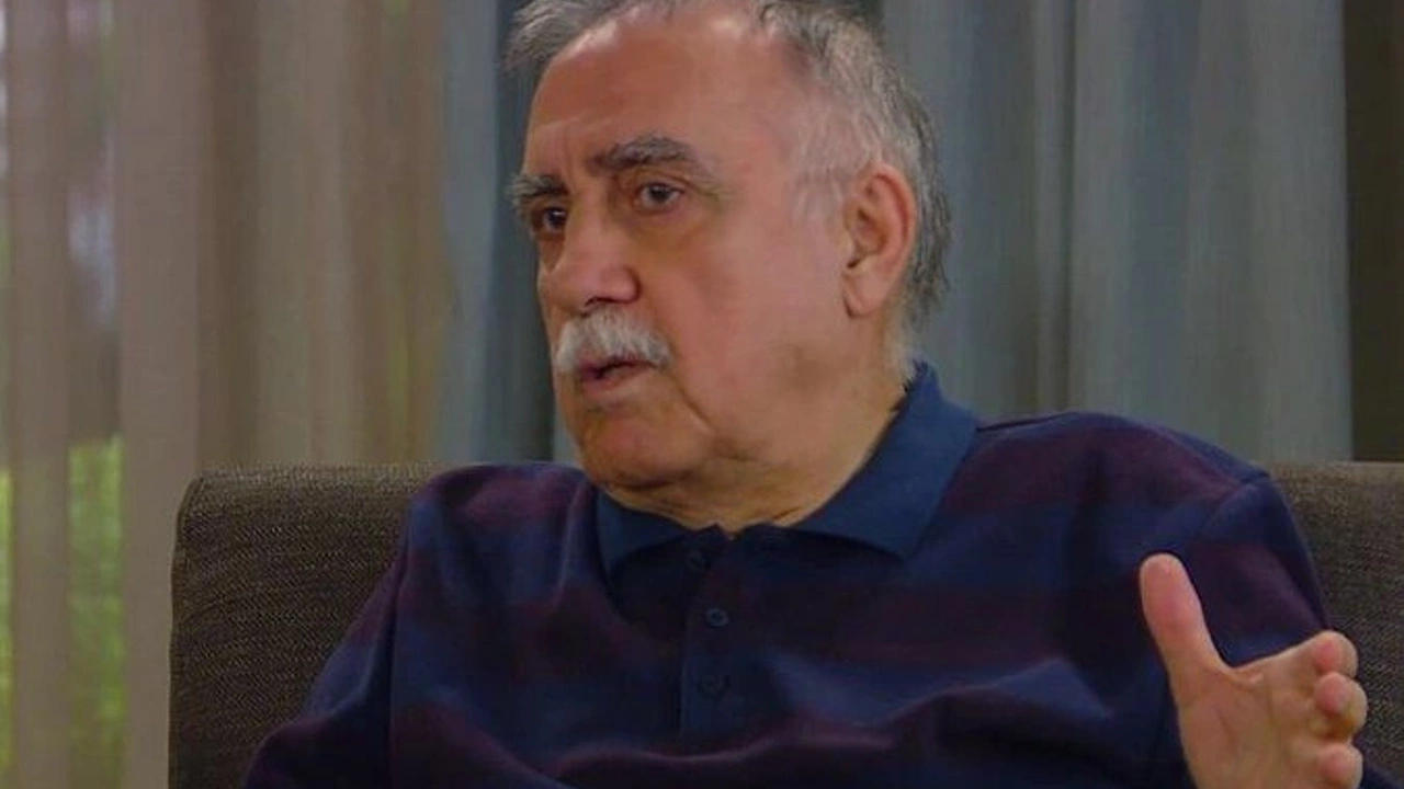 Ferdi Akarnur Kimdir