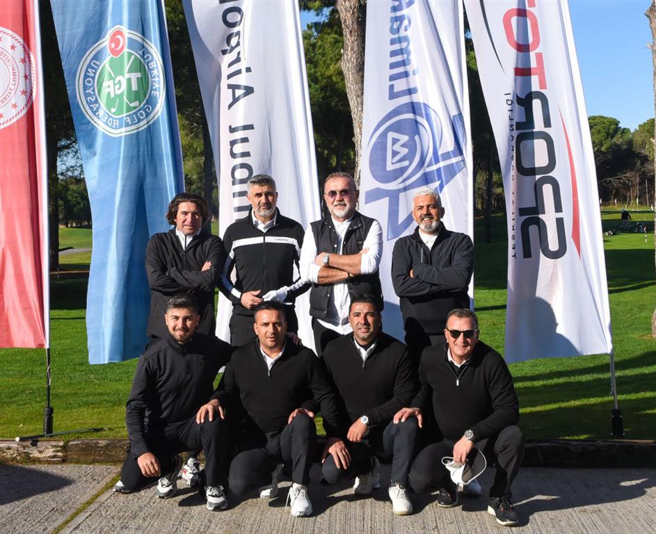 Golf Turunda Gozler Son Ayakta Gorsel (Medium)