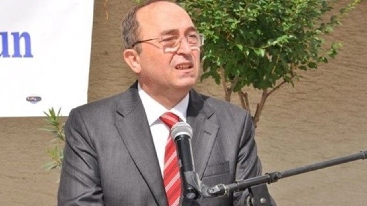 Iyi Parti Artvin Belediye Baskan Adayi Demirhan Elcin Kimdir