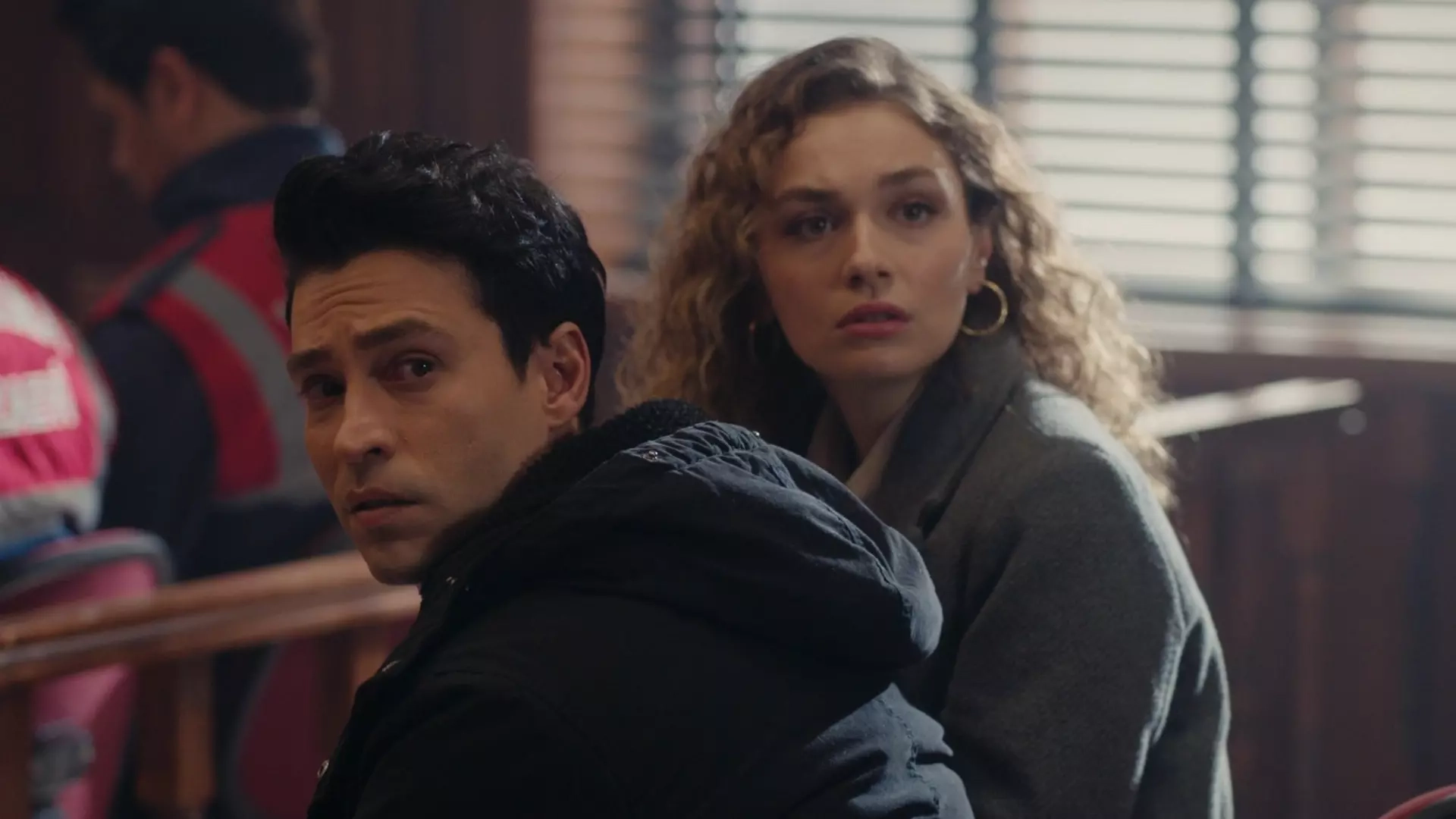 Kanal D Yeni Dizi Tas Kagit Makas Serra Ariturk Resim.jpeg