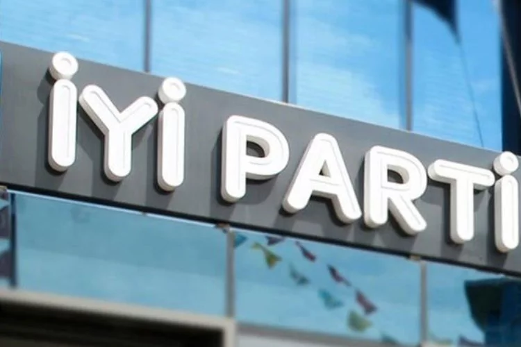 Kongrede Kaybetti Atanarak Geldi Iyi Parti De Dogan Donemi 1704986866 93 X750