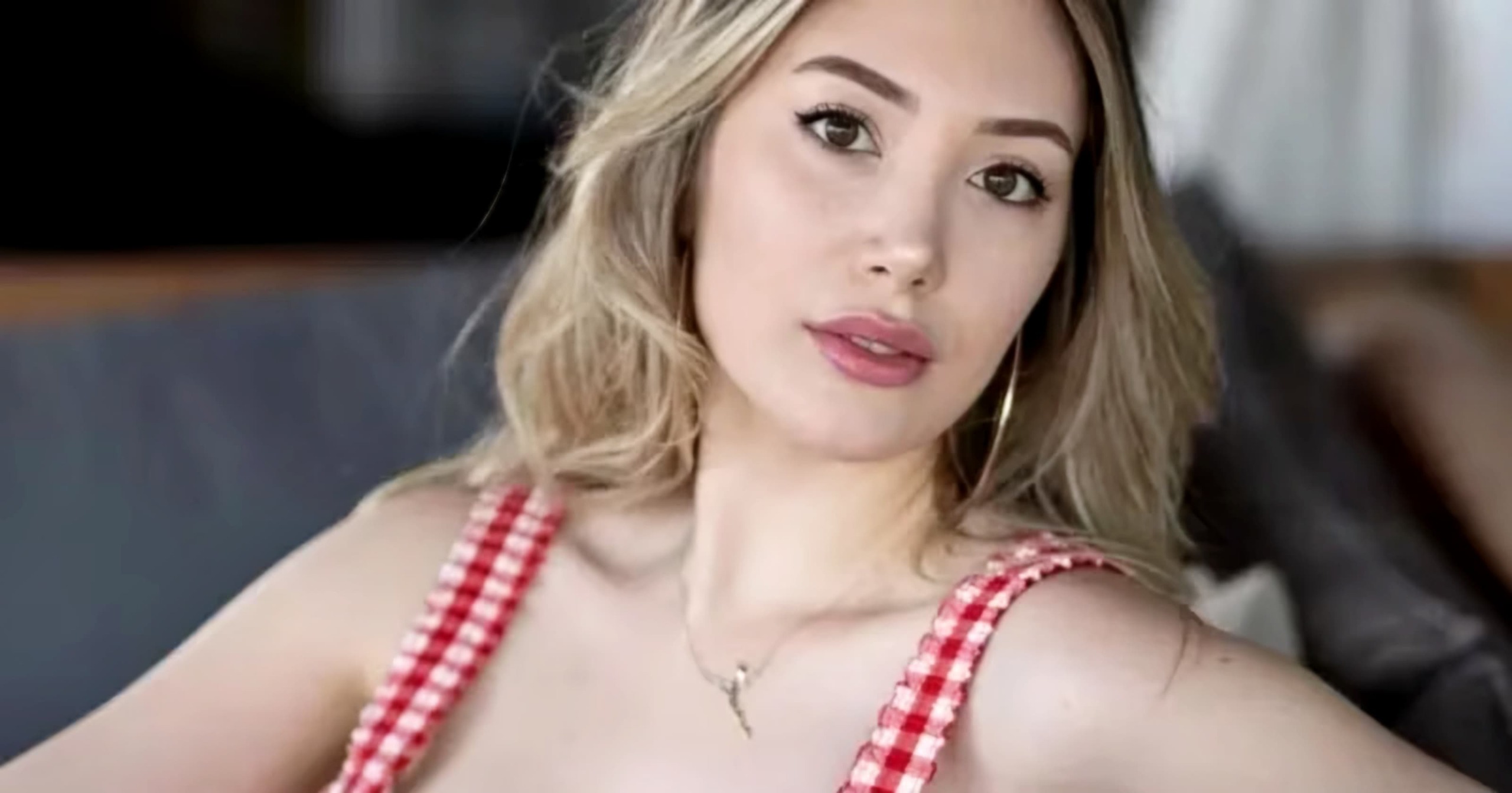 Mehmet Ali Erbilin Kizi Yasmin Kac Yasinda Resim