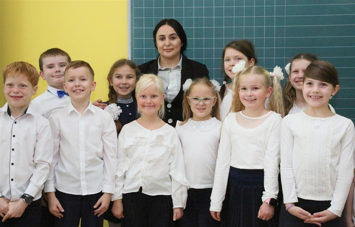 Rus Cocuklar Turkce Ogreniyor Gorsel (Medium)