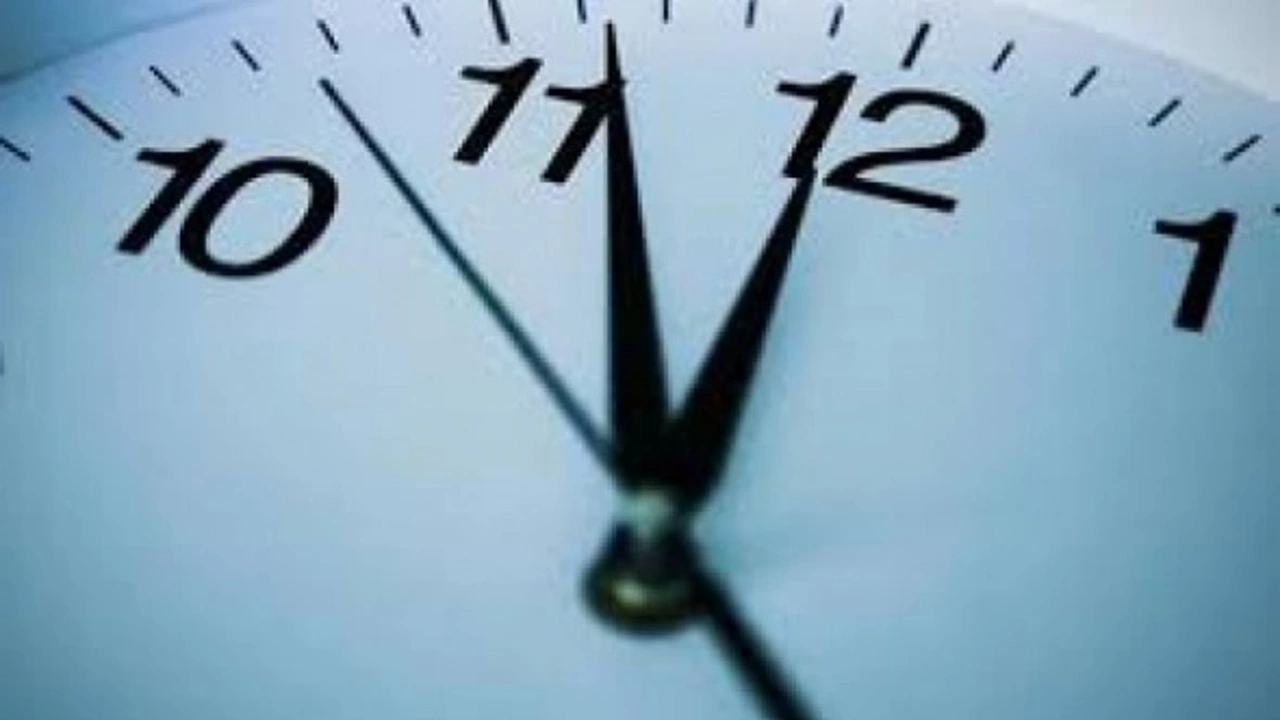 Tatil Uzuyor 4 Gun Is Resim