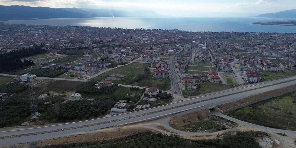 Uc Ilde Arsa Satisi 636675