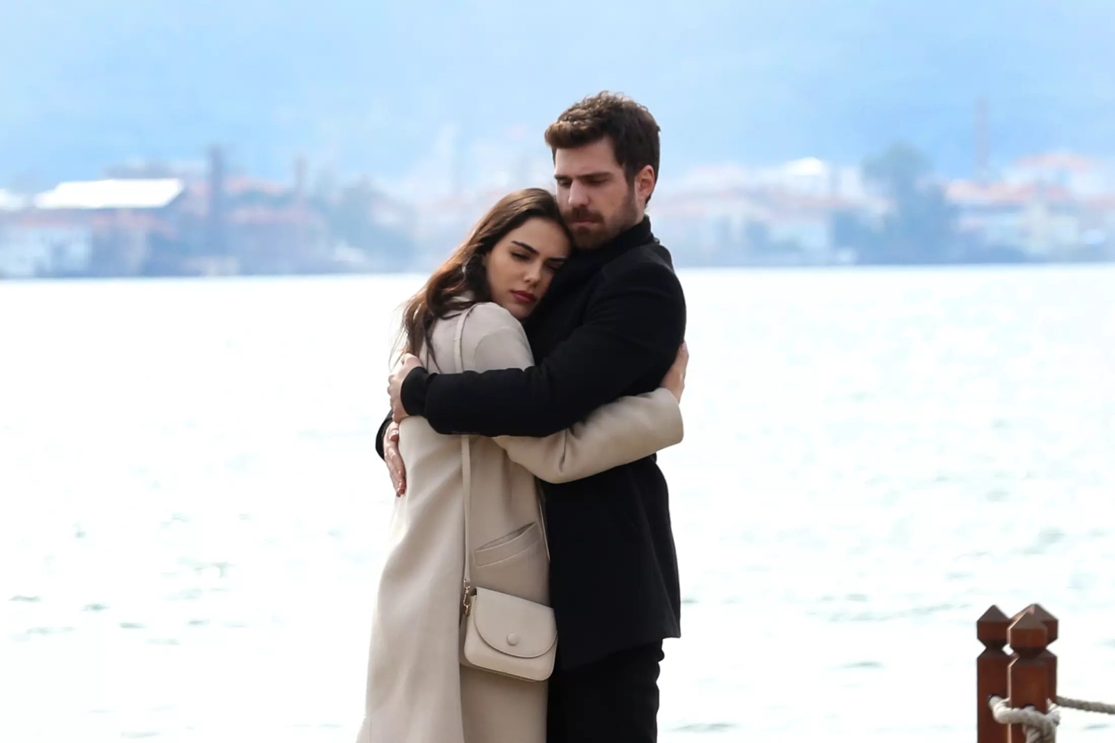 Uc Kiz Kardes Bolum Fragmani Yayinlandi Mi Resim