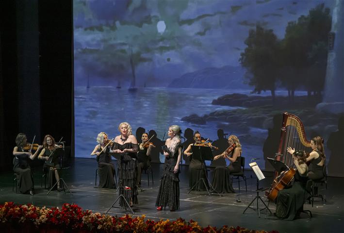 Venusun Kadinlari Antalya Dob Sahnesin 16614 (2) (Small)