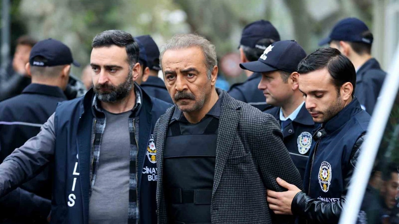 Yilmaz Erdogandan Inci Taneleri Geliyor