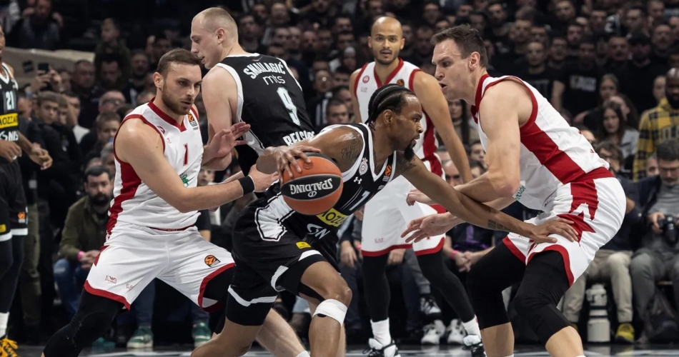 34E7Afe4 Punter Partizan Milan