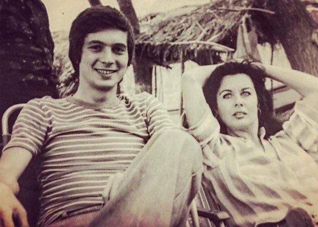 3653889 22Eaf48Eff2Db86596De67B64A809Cd9 640X640