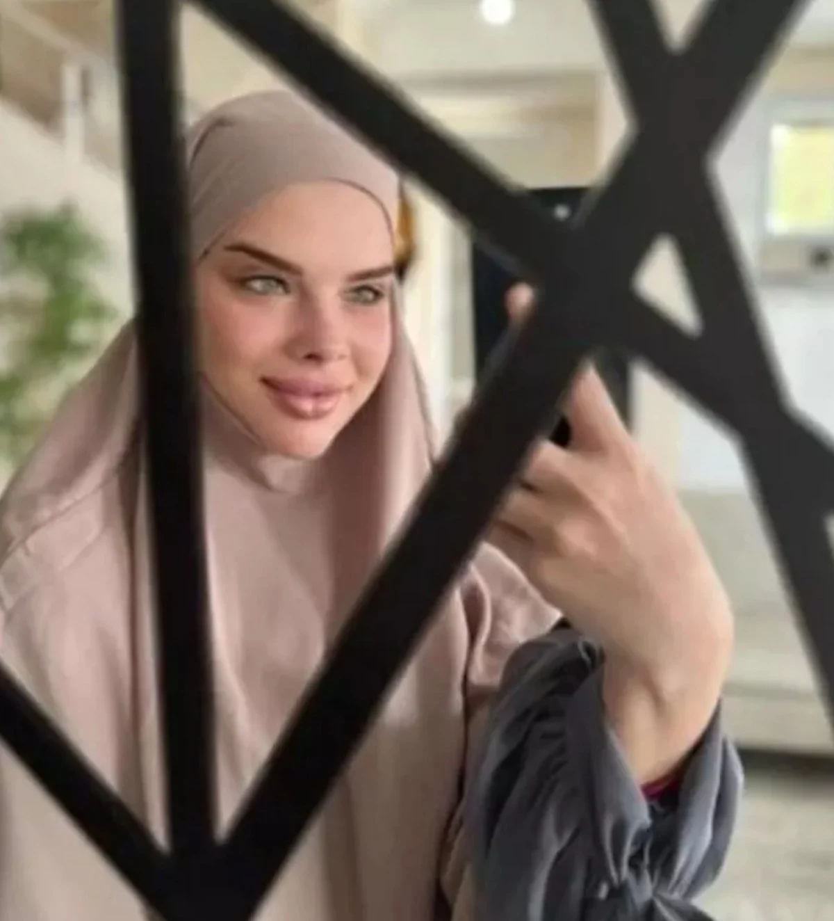 660252De31955414 W1200Xh1324