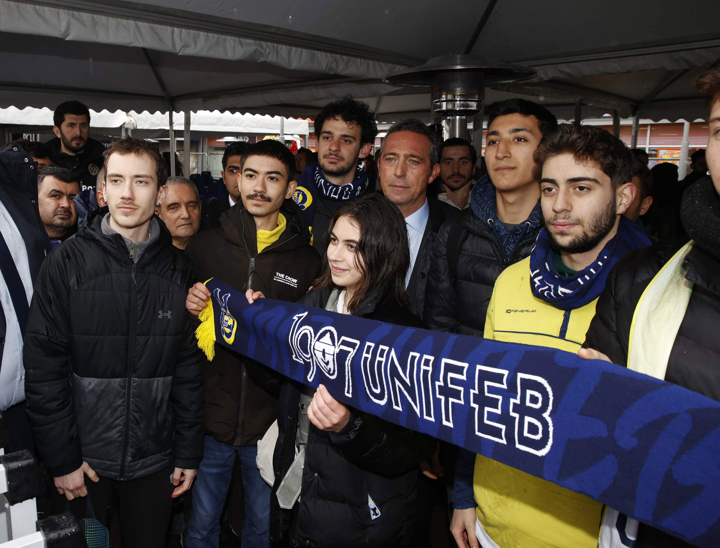 8B3617B2 63E9 4383 9432 9Bef8A6C736F