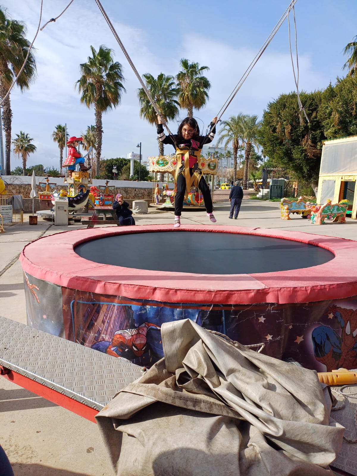 91C86567 5B8C 4C9E 8703 16B6A5E63Cf4