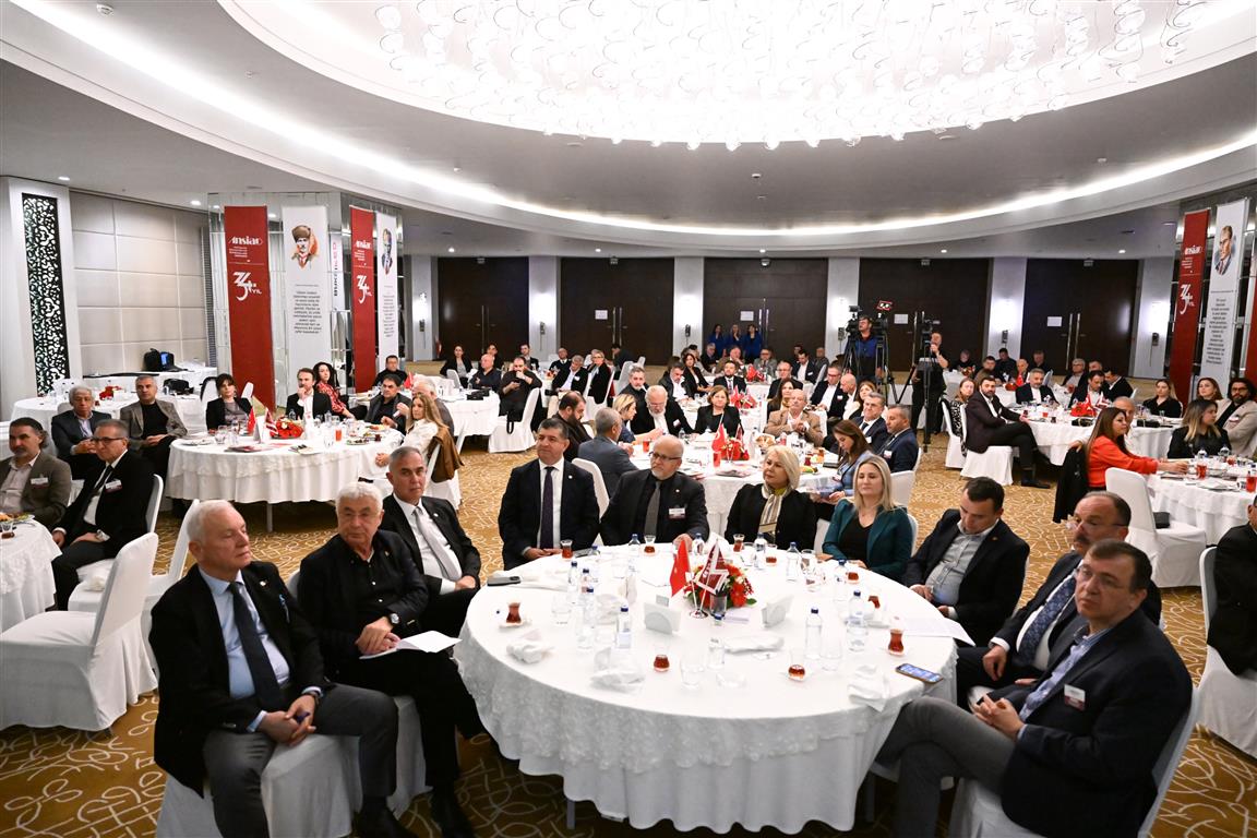 Ansiadin Konugu Baskan Bocek 32394 (5) (Medium)