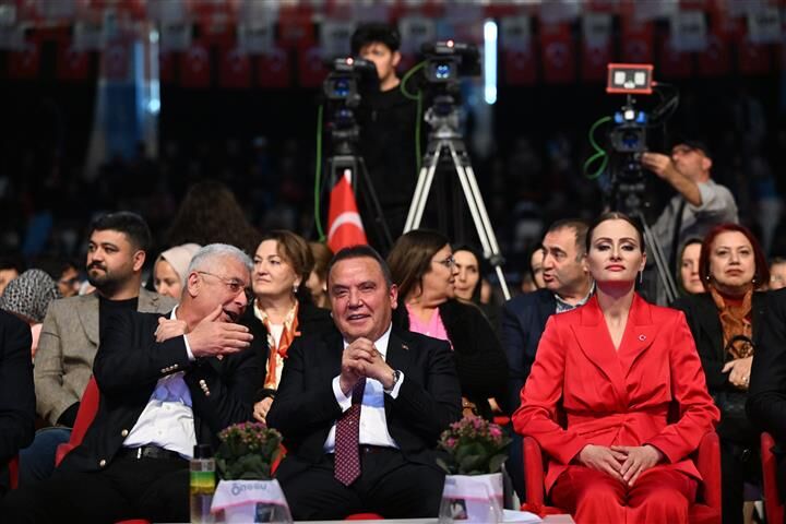 Başkan Korkuteli (8) (Small)