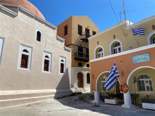 Bayramda Yurt Disinin Gozdesi Yunan Adal 32385 (2) (Small)