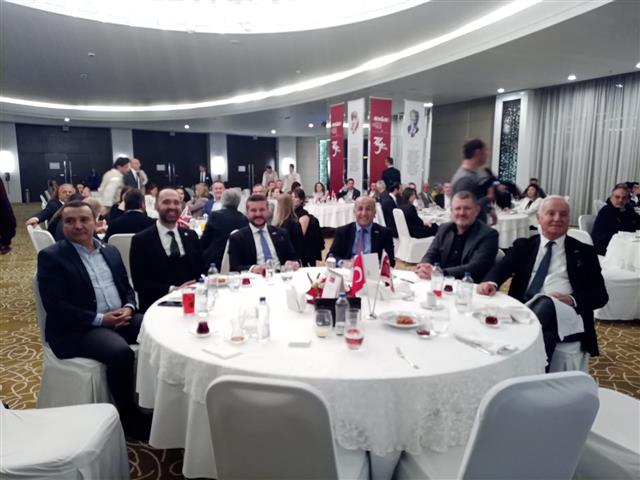 Bce27Fb0 E666 403B 9Bab 7D867951Af1F (Small)