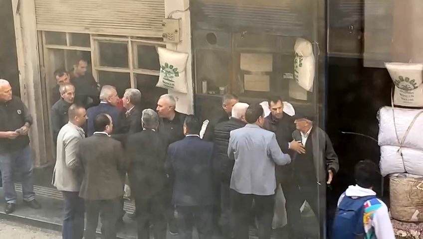 Belediye Baskani Kendisine Oy Vermeyeceg 32659 (2)