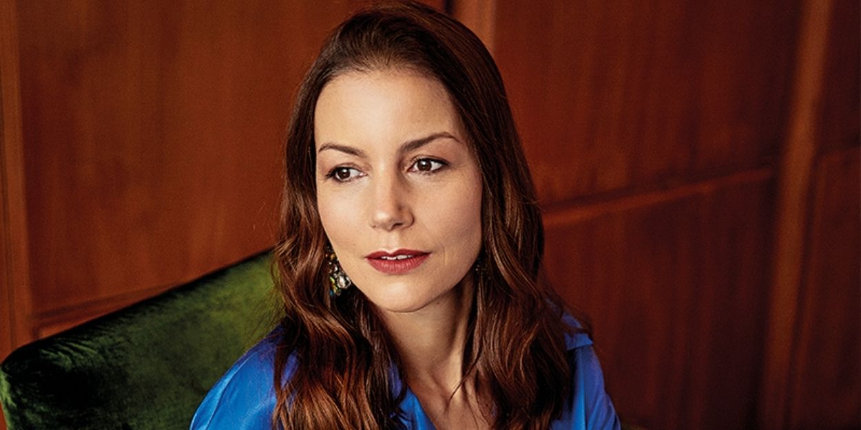 Defne Kayalar En Iyi Kadin Oyuncu Odulunun Sahibi Oldu