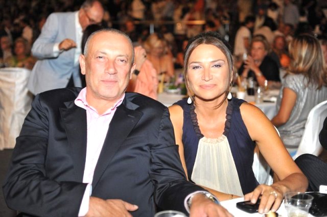 Demet Akbagin Esi Kimdir Resim.jpeg