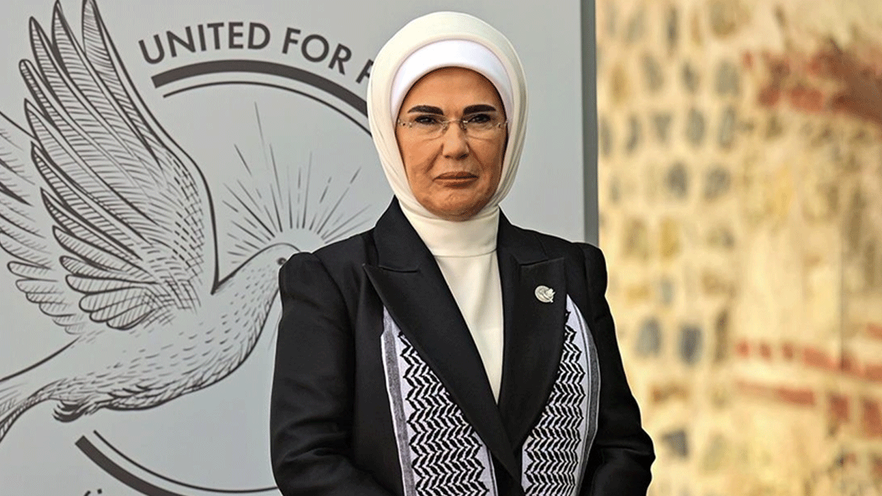 Emine Erdoğan'a kadınlardan büyük övgü