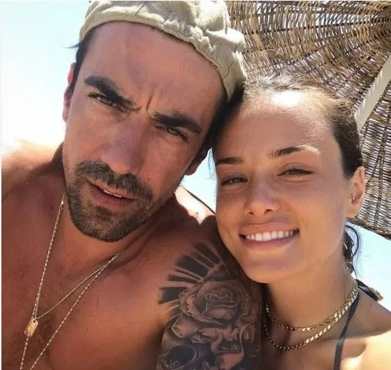 Ibrahim Celikkolun Eski Esi