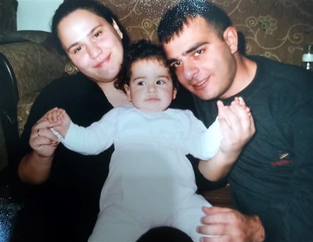 Kotu Gunde De Yaninda Oldugu Esine Bo 31903 (2) (Small)