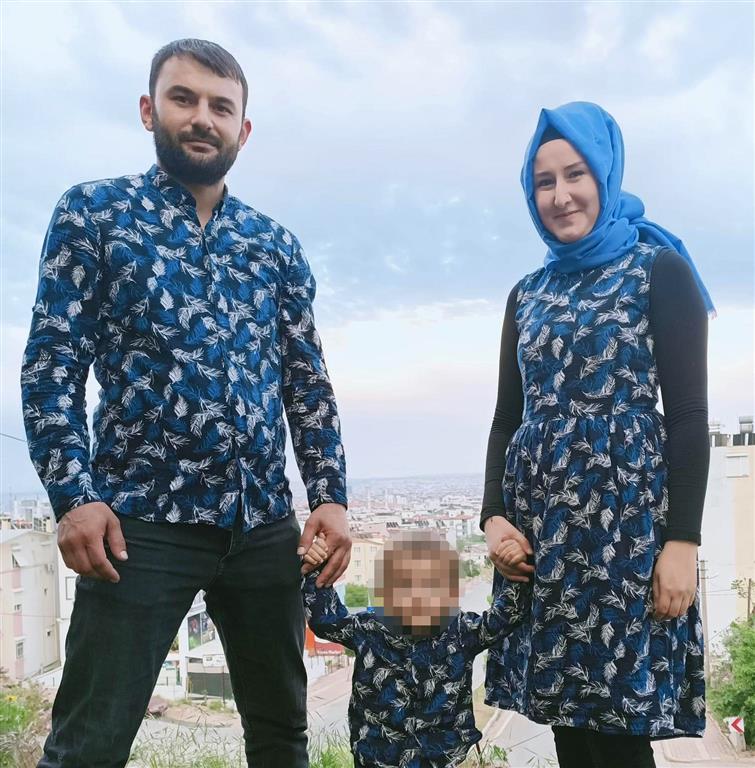 Markette Esini Kalbinden Bicaklayip Oldu 32475 (Medium)