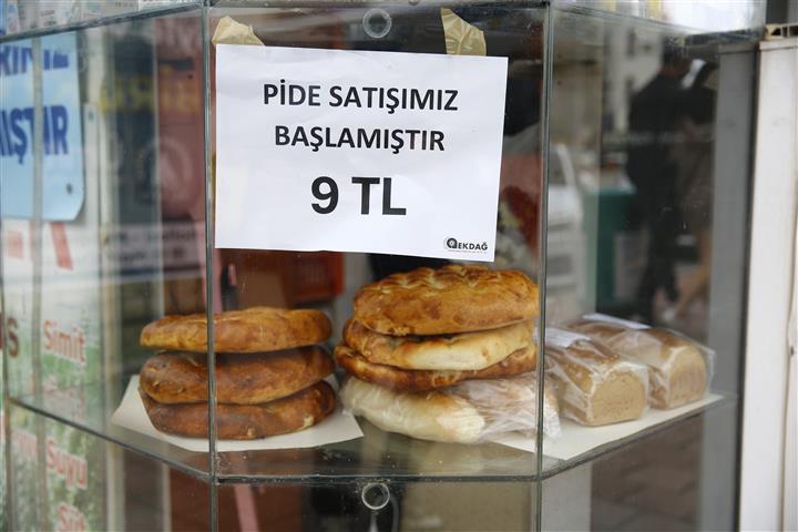 Ramazan Pidesi Halk Ekmek Büfeleri'nde (10) (Small)