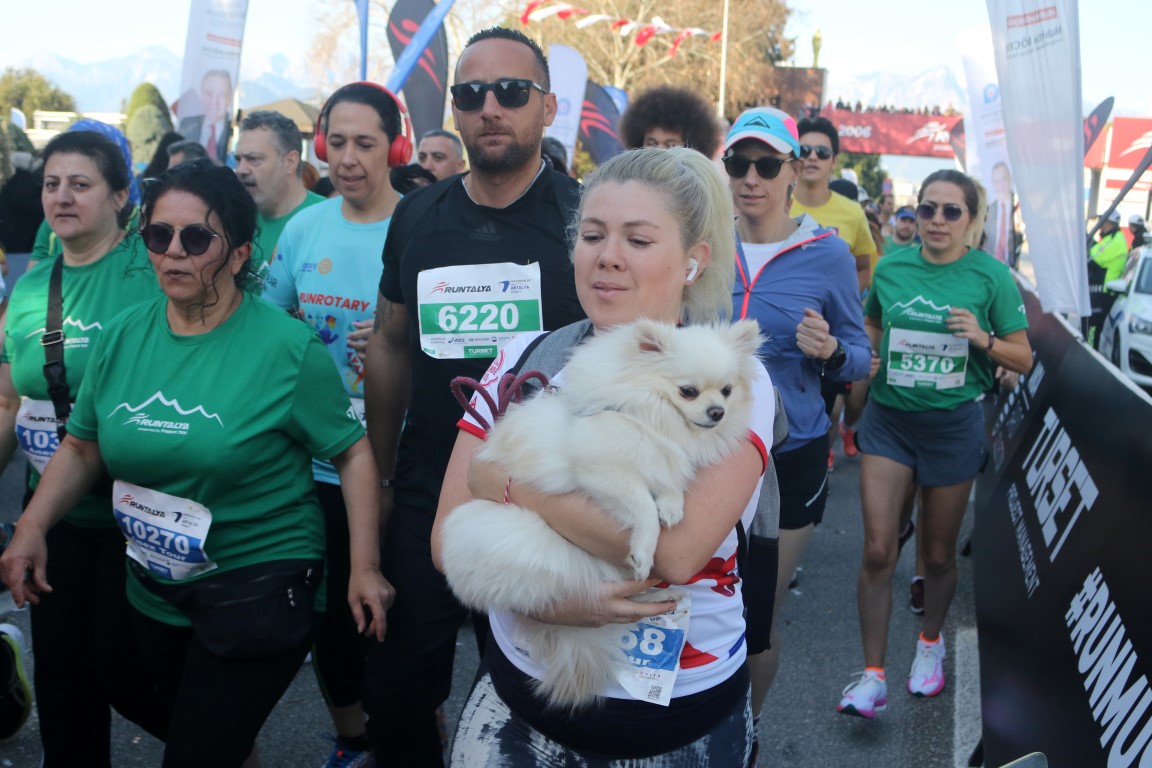 Runtalya Maratonu Heyecanla Kosuldu 20640 (2)