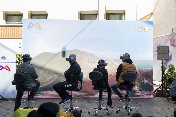 Sanal Gözlük (1) (Small)