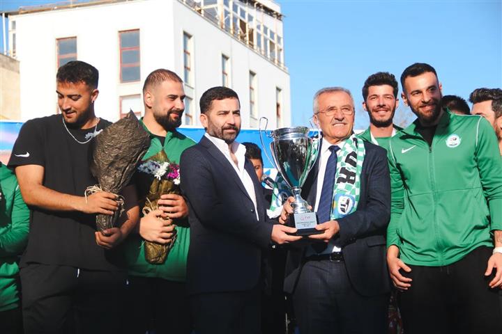 Serikli Voleybolculara Sampiyonluk Kutla 21439 (1) (Small)