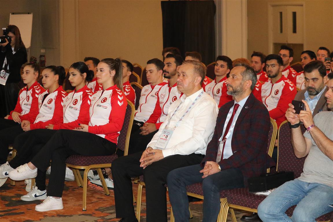 Suat Celen Antalyayi Dunya Cimnastigin 32646 (2) (Medium)