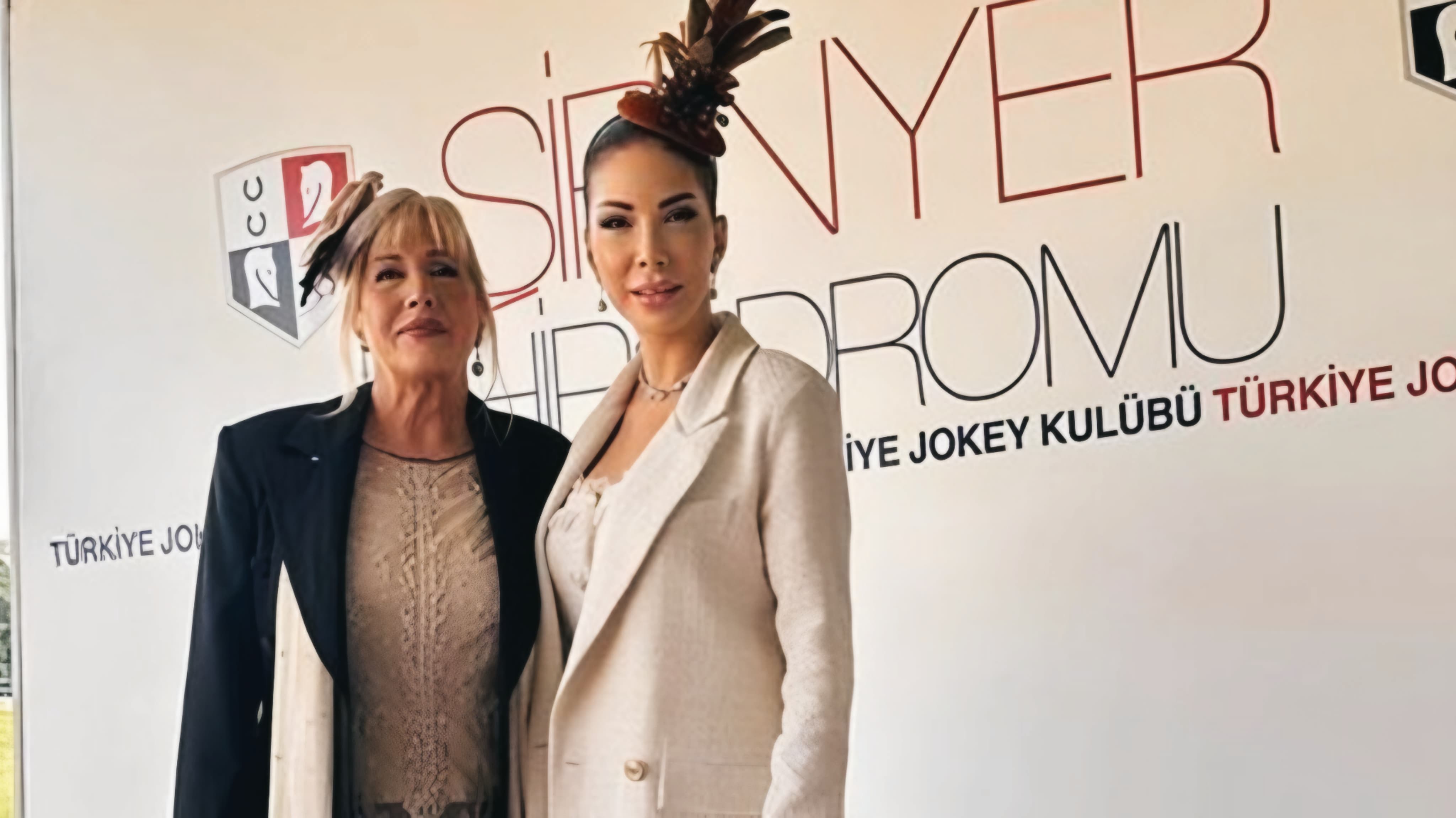 Tugba Ozerkin Dedesi Kimdir Resim.jpeg