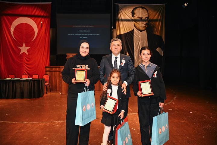 Vali Sahin Istiklal Marsi Turk Milleti 25123 (1) (Small)