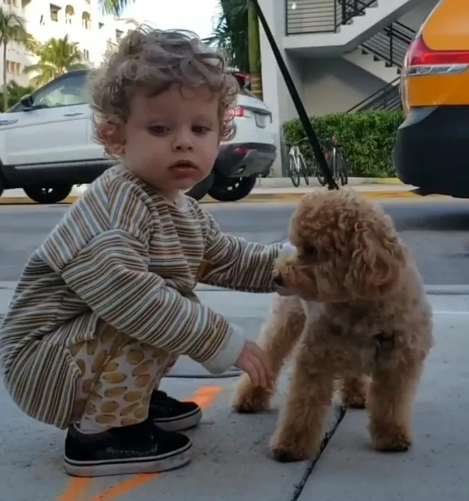 0X0 2 Cocuk Annesi Tugba Buyukustunun Kizlari Ilgi Odagi Oldu Ikizlerinin Son Hali Sasirtti Biri Annesine Cok Benz 1712049949275