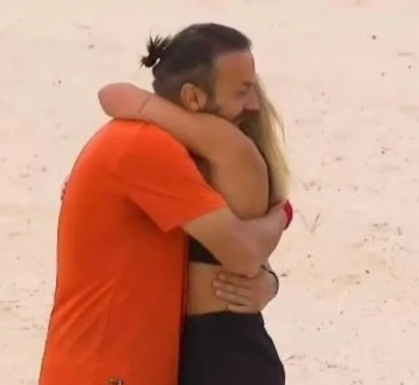 0X0 Survivora Gelmeden Bosanmisti Simdi De Aleynayla Aniliyor Sercan Yildirimin Akillara Zarar Ask Sicili Epey Kab 1705587444162 Kopyası