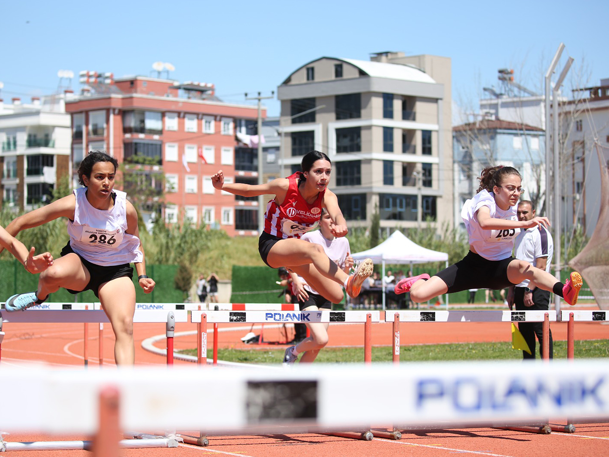 2 Antalyaspor Olimpik Deneme Yarışları (Engelli Koşu 2)