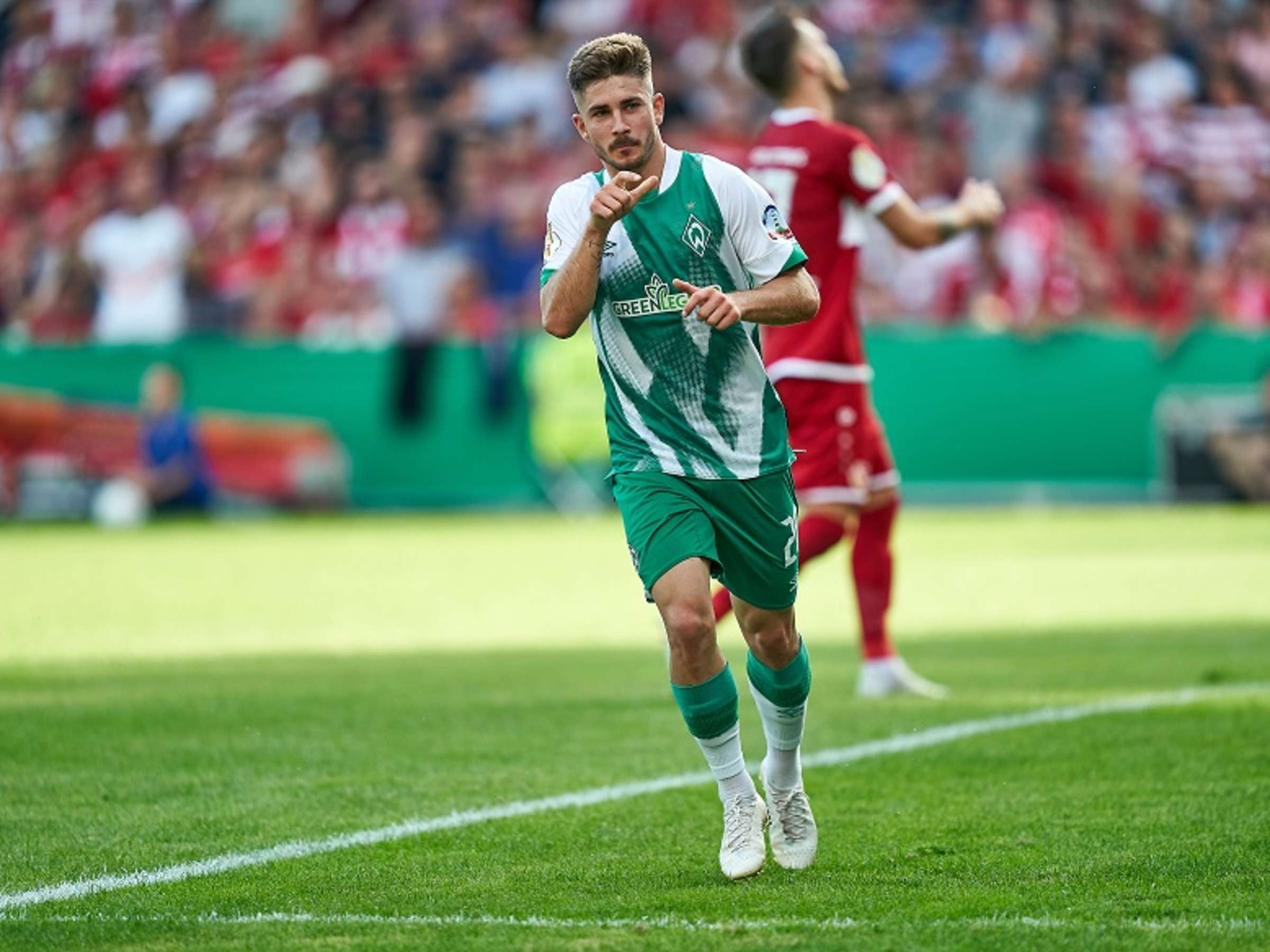29512462 Romano Schmid Traf Beim Dfb Pokal Erfolg Des Sv Werder Bremen Bei Energie Cottbus Zur Fuehrung 2R V54Nglboe9