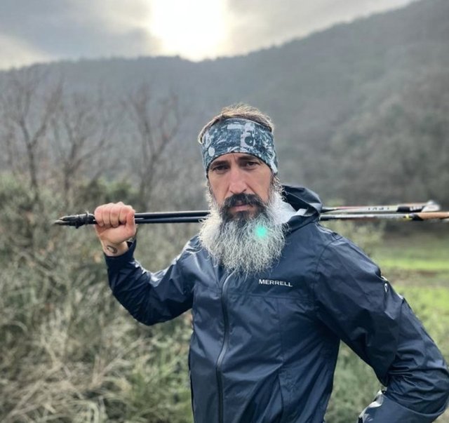 3556249 22E26768F7Ad9F072D389C3B69Ff781C 640X640