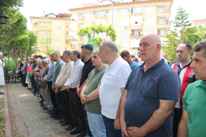 Alanyada Filistinliler Icin Giyabi Cena 45571 (1) (Small)