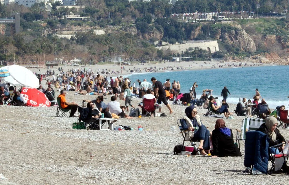 Antalya Deniz Girenler