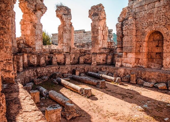 Antalya Roma Hamami Yatik Sutun (Small)