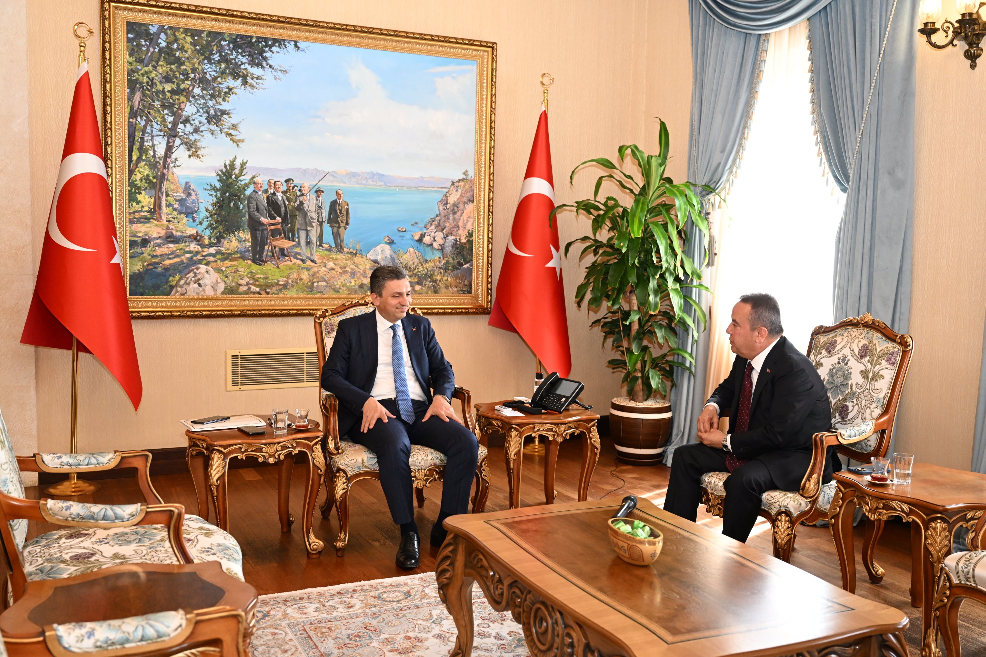 Başkan Böcek Vali̇ Zi̇yareti̇ (7)